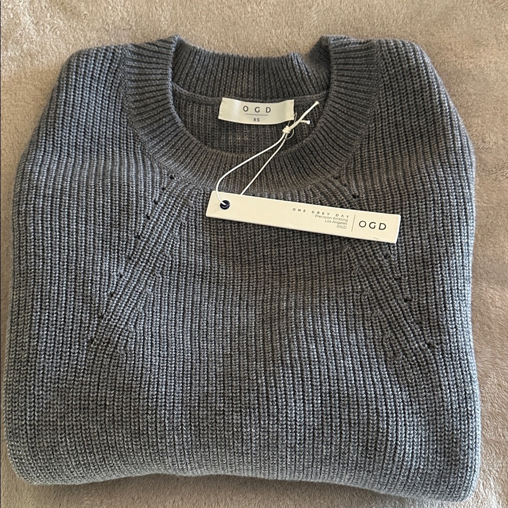 ONE GREY DAY Light Heavy Weight Soft Knit Sweater! 100% Merino Wool (XS) BNWT